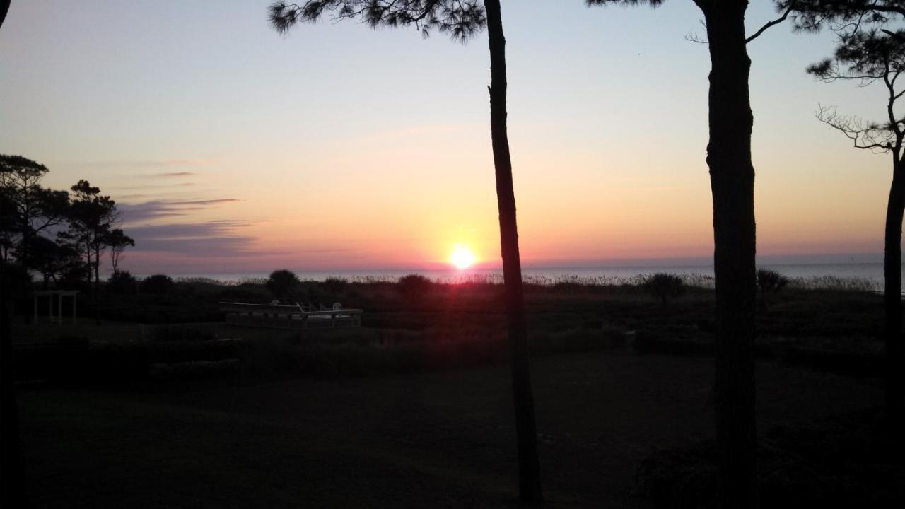 Nothing But Ocean In Forest Beach Hilton Head Island Buitenkant foto